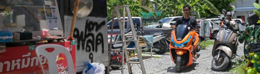 Pour les déplacés de Fort Mahakan, reconstruire sa vie après l'expulsion