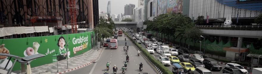 Bangkok : l’enfer des livreurs à moto