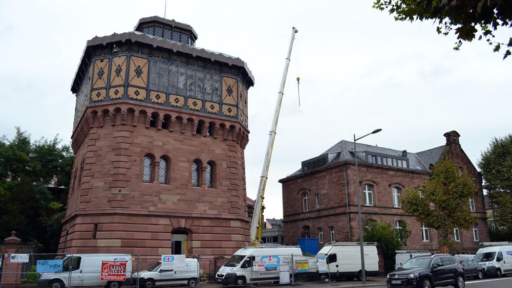 L'ancien château d'eau de la SNCF permettait d'approvisioner en eau chaude les locomotives à vapeur.