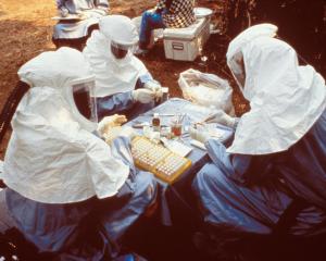 Le Parlement réaffirme son soutien aux pays touchés par Ebola