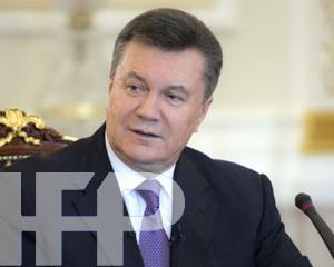 Le président ukrainien avance l'élection présidentielle