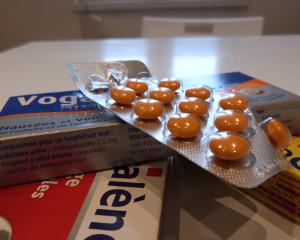 L'actu du jeudi en bref: droits de l'homme, pêche, médicaments...