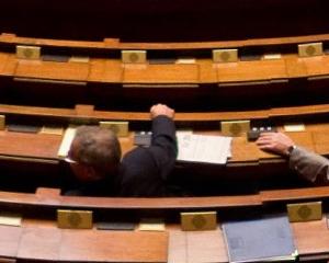 Trois raisons d'interdire Twitter à l'Assemblée nationale