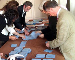 Appel à assesseurs pour les élections