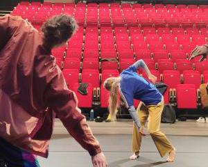 Marino Vanna fait danser l'université