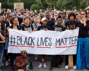Racisme en France : 91% des personnes noires se sentent discriminées